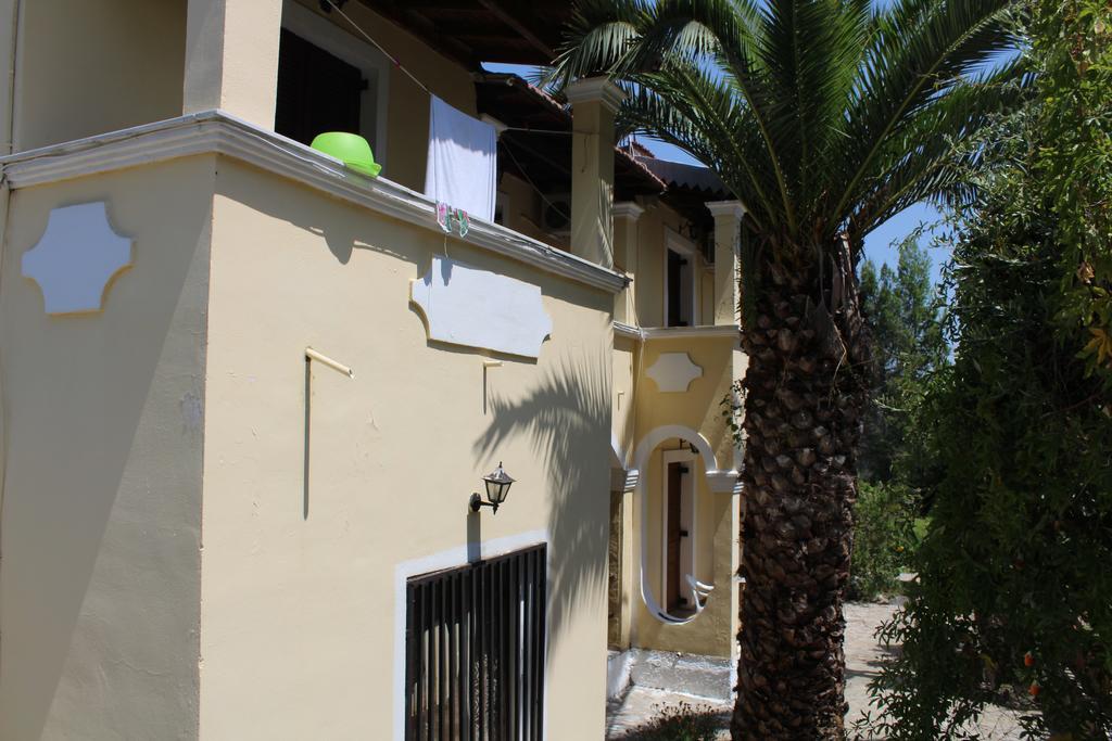 Marina 1990 Apartment Agios Georgios Pagon Exterior photo