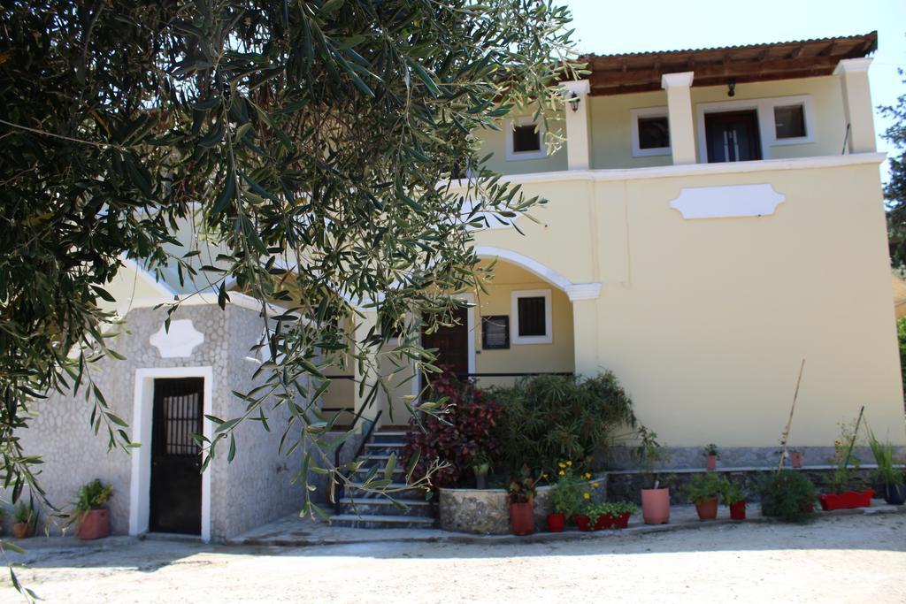 Marina 1990 Apartment Agios Georgios Pagon Exterior photo