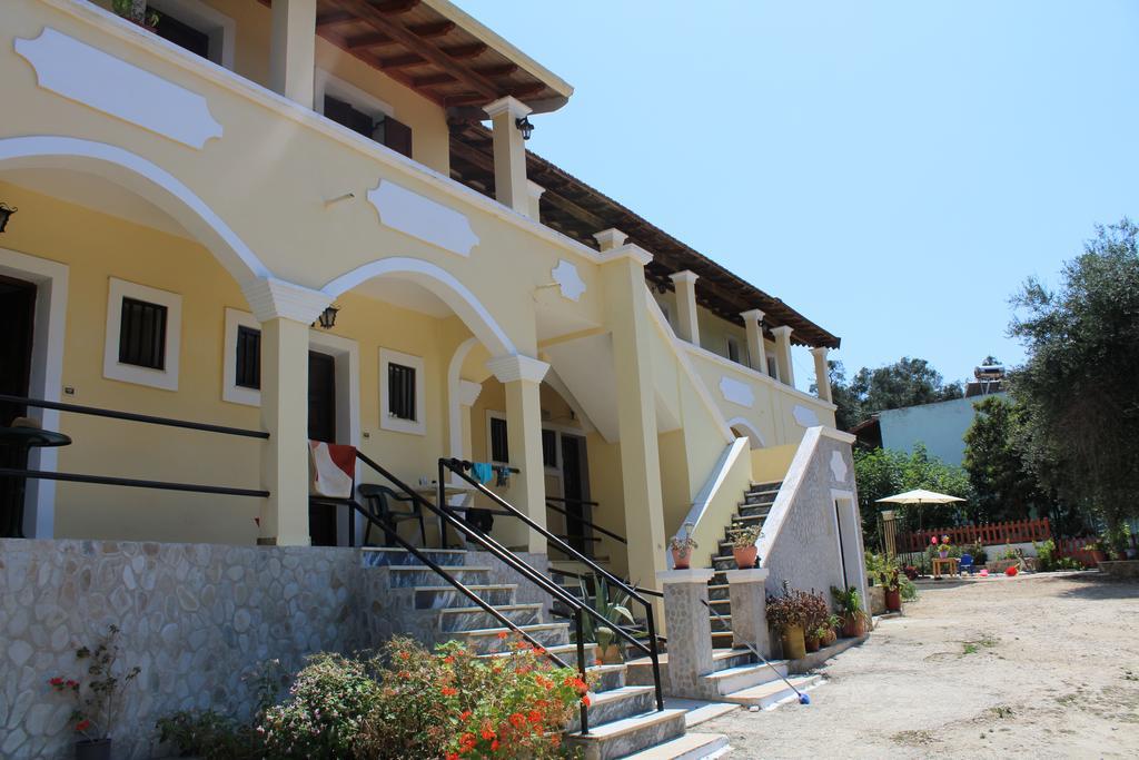Marina 1990 Apartment Agios Georgios Pagon Exterior photo