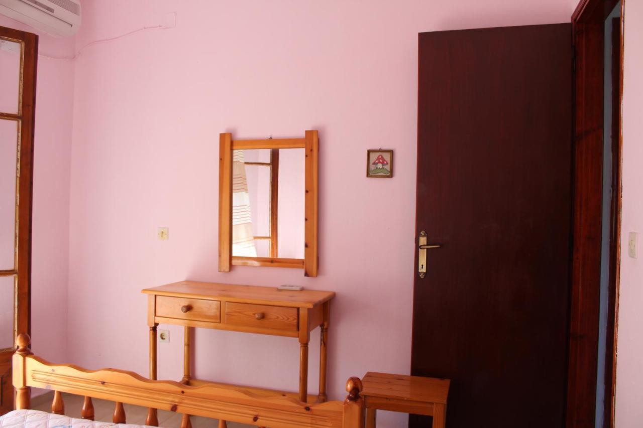 Marina 1990 Apartment Agios Georgios Pagon Exterior photo